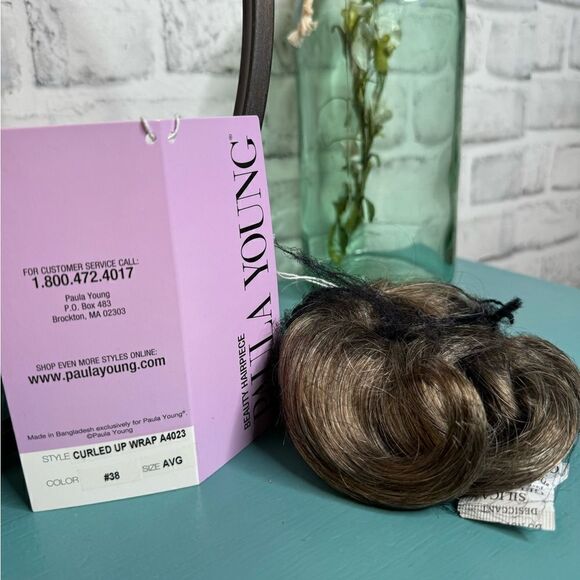 Vintage - New in box! Paula Young ‘Curled Up Wrap’ #38 AVG Hair Piece Wig - Picture 7 of 8